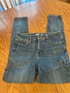 Old Navy Women's Blue Skinny Jeans - Classic Dark Wash